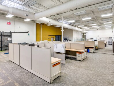 More Photos Of 8707 Chancellor Row, Dallas Manufacturing For Lease