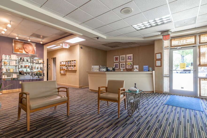 More Photos Of 800 Springfield Commons Dr, Raleigh Medical For Lease