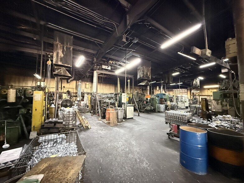 More Photos Of 2050 S Pecos St, Denver Warehouse For Sale