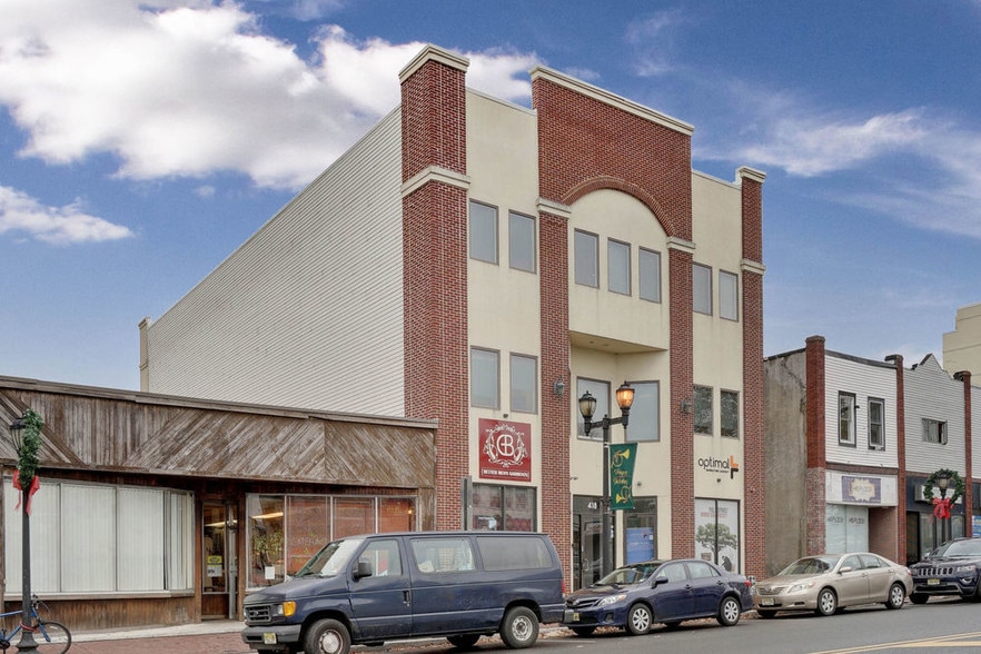 More Photos Of 418 Clifton Ave, Lakewood Medical For Lease