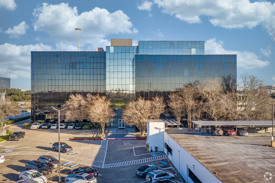 More Photos Of 15915 Katy Fwy, Houston Office For Lease