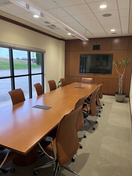 More Photos Of 3006 Mount Vernon Rd, Hurricane Office Residential For Sale