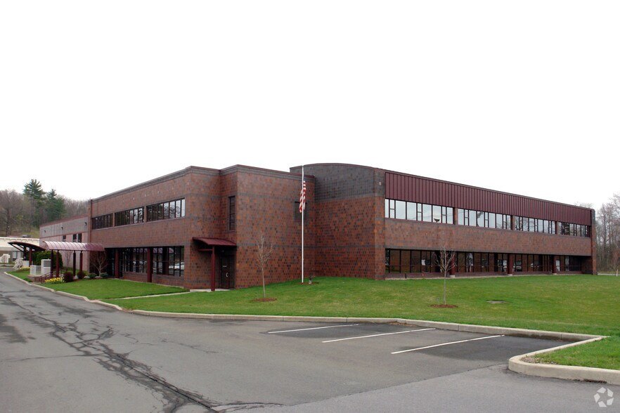 More Photos Of 968 Albany Shaker Rd, Latham Manufacturing For Lease