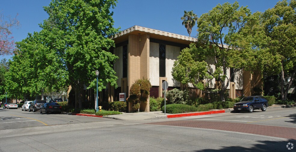 Primary Photo Of 201 W 4th St, Claremont Office For Lease