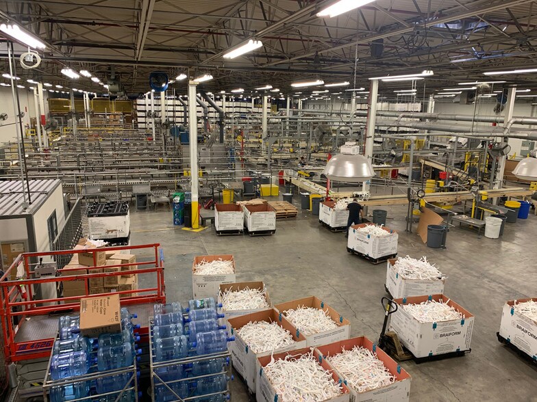 More Photos Of 12 Gerber Rd, Asheville Warehouse For Lease