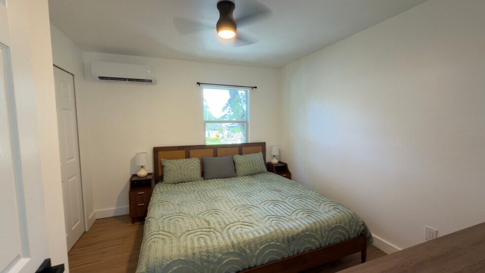 More Photos Of 1922 Hillcrest St, Orlando Office For Sale