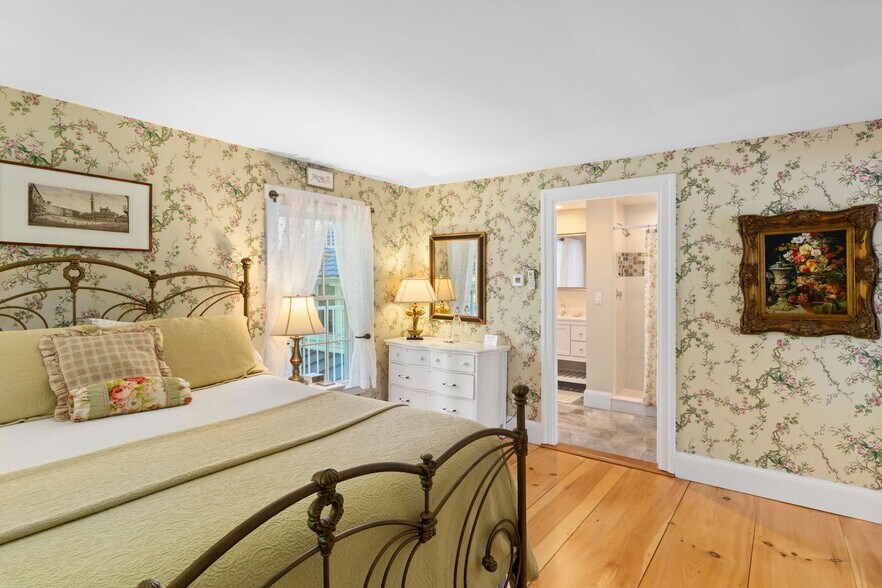 More Photos Of 22 High St, Camden Hospitality For Sale