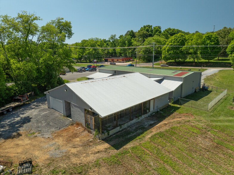 More Photos Of 2005 Boyds Creek Hwy, Sevierville Warehouse For Sale