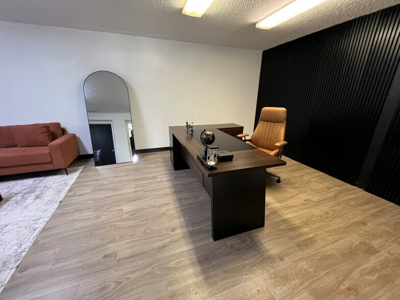 More Photos Of 1919 S Collins St, Arlington Religious Facility For Sale