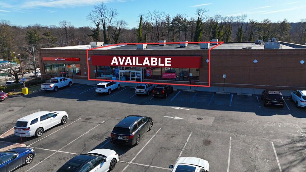 More Photos Of 1410-1420 Northern Blvd, Manhasset Freestanding For Lease