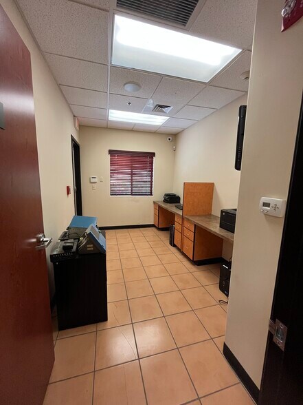 More Photos Of 2851 S Avenue B, Yuma Medical For Lease