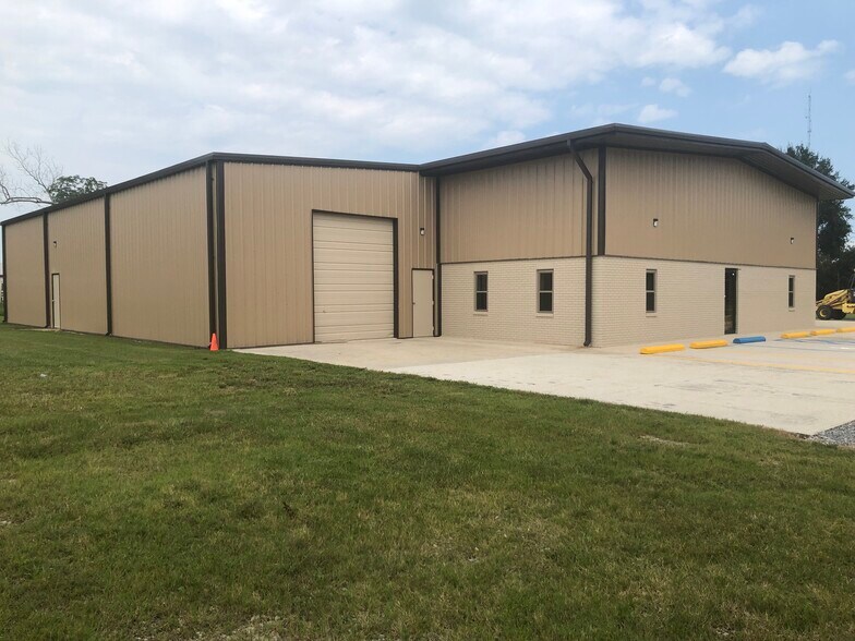 Primary Photo Of 3051 Highway 1 South, Donaldsonville Light Distribution For Lease