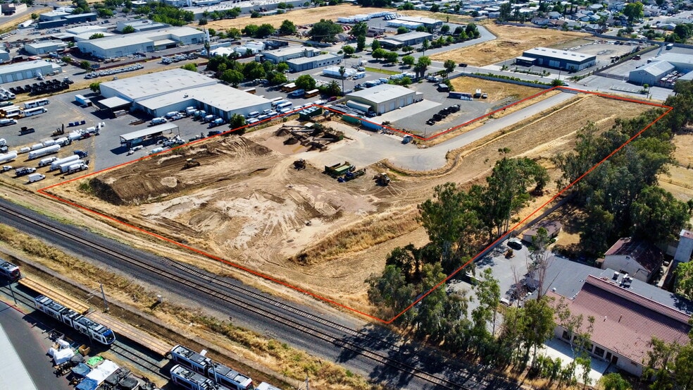 More Photos Of 7445 Reese Rd, Sacramento Land For Lease