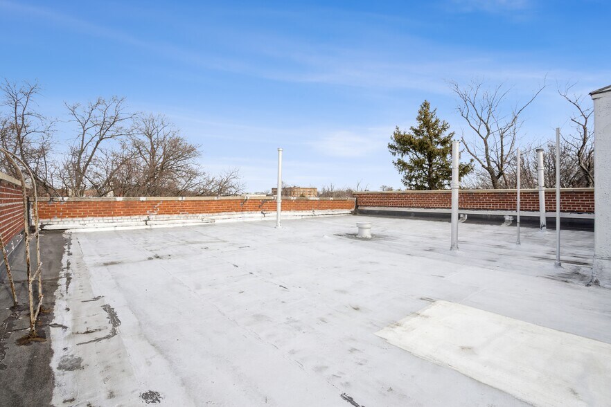 More Photos Of 158-16 Sanford Ave, Flushing Multifamily For Sale