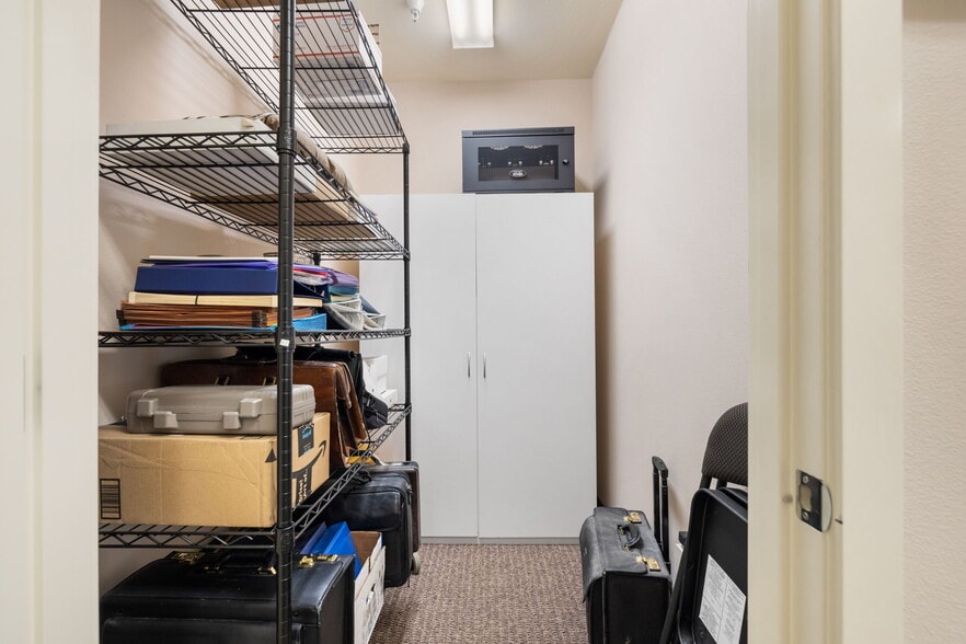 More Photos Of 1740 Pottery Ave, Port Orchard Medical For Sale