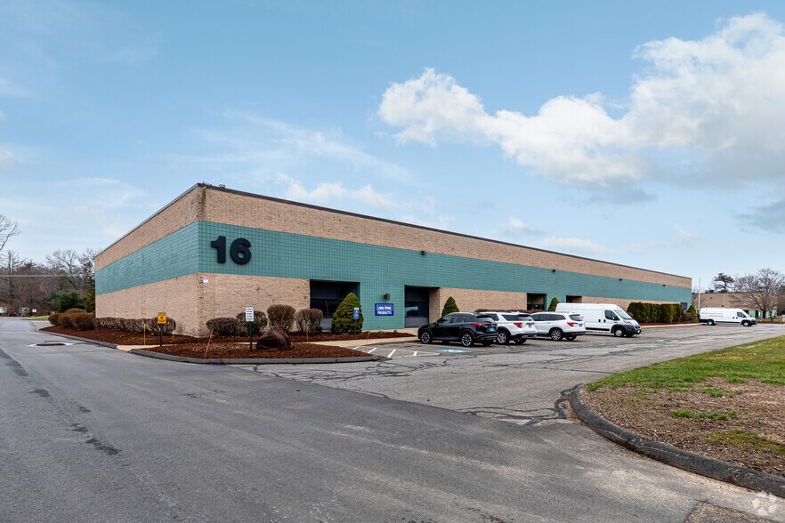 Primary Photo Of 16 International Dr, East Granby Warehouse For Lease