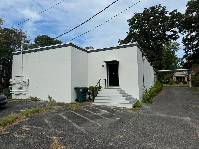 More Photos Of 606 Academy Ave, Dublin Medical For Lease