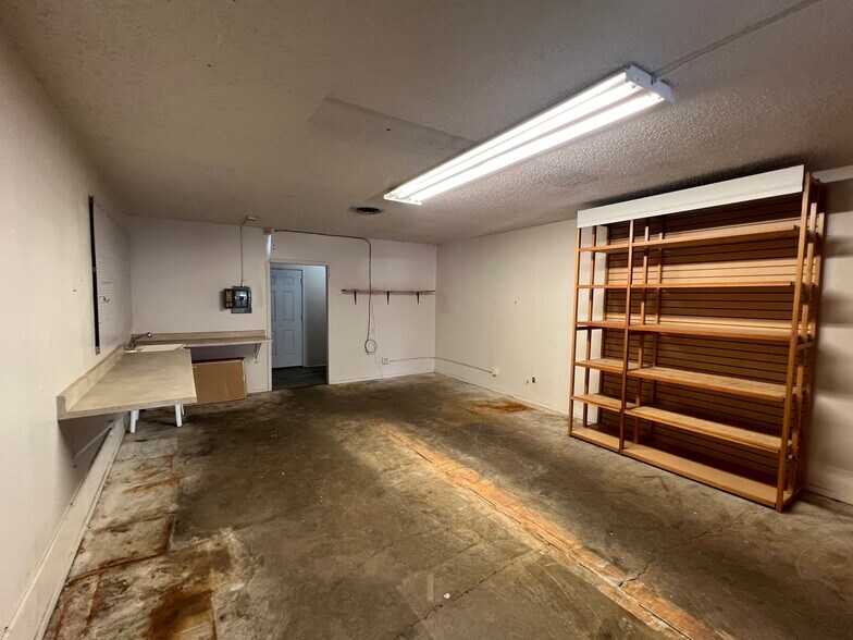 More Photos Of 701 E Ocean Ave, Lompoc Unknown For Lease