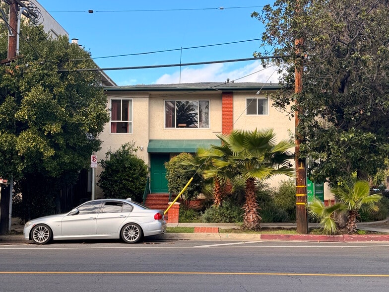 More Photos Of 13535 Moorpark St, Sherman Oaks Apartments For Sale