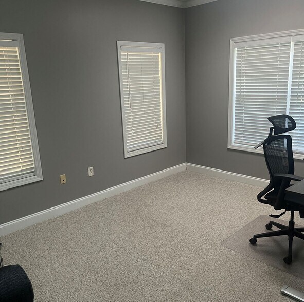 More Photos Of 3453 Lawrenceville Suwanee Rd, Suwanee Office For Sale