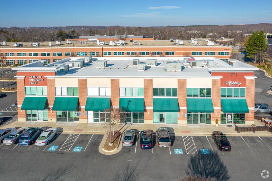 More Photos Of 10716 Richmond Hwy, Lorton Storefront Retail Office For Lease