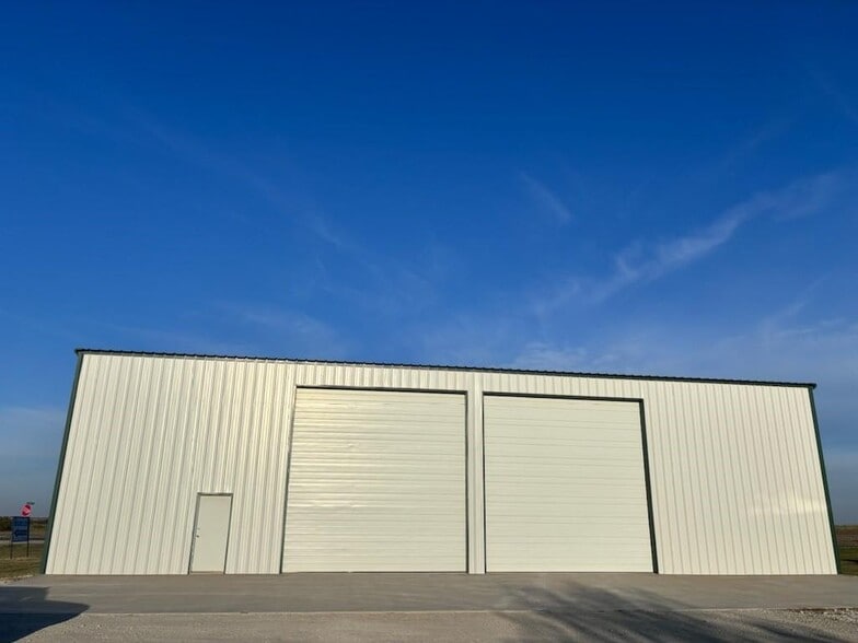 Primary Photo Of 193 FM 308, Mount Calm Self Storage For Sale
