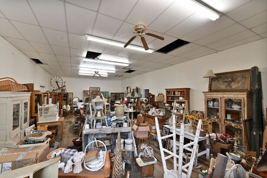 More Photos Of 68 Church Hill Rd, San Andreas Flex For Sale