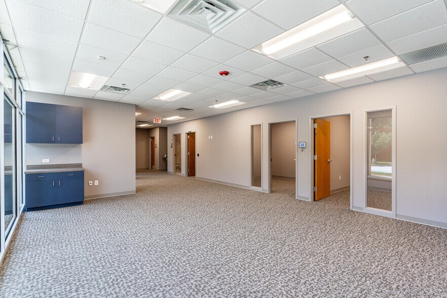 More Photos Of 5150 Oakley Industrial Blvd, Fairburn Distribution For Lease