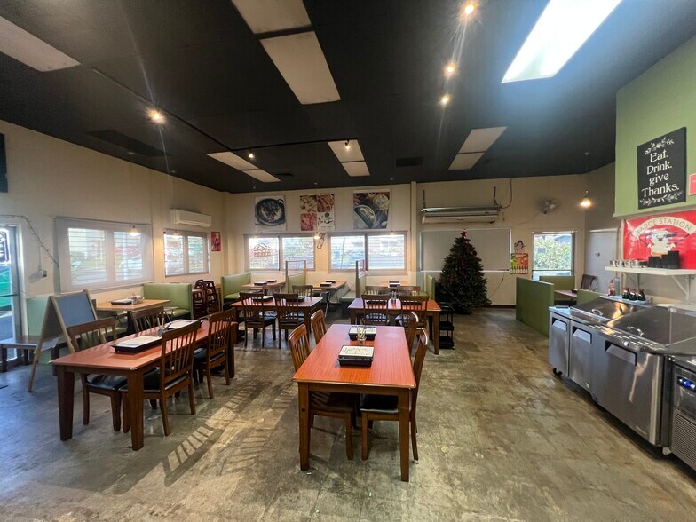 Primary Photo Of 46-138 Kahuhipa St, Kāneohe Flex For Lease