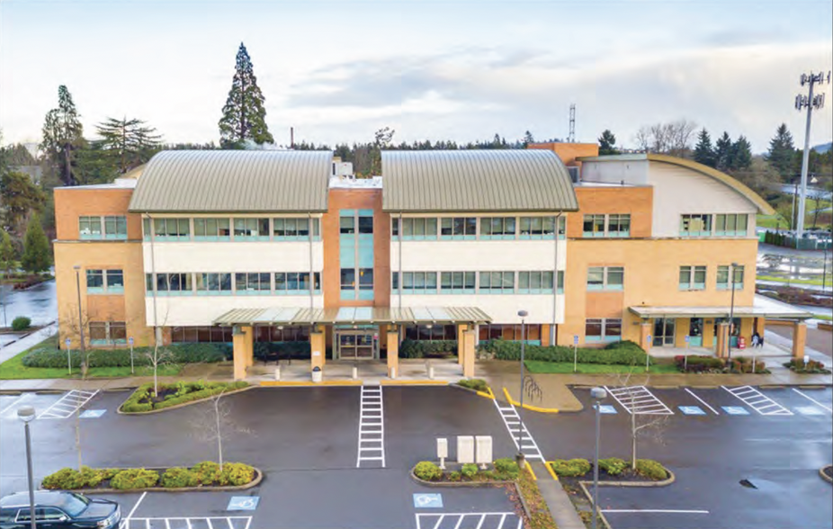 Primary Photo Of 330 S Garden Way, Eugene Medical For Lease