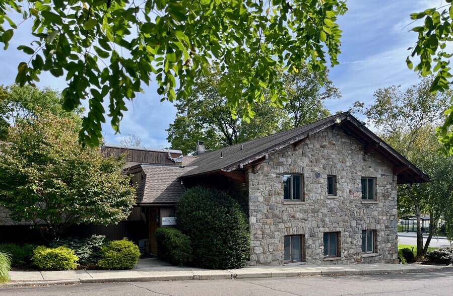 More Photos Of 212 Post Rd W, Westport Medical For Lease