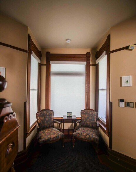 More Photos Of 253-255 S Marengo Ave, Pasadena Office For Lease