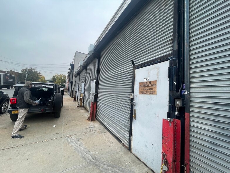 More Photos Of 719-729 E 135 St, Bronx Warehouse For Lease