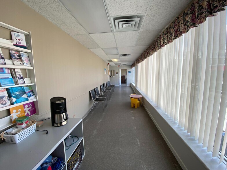 More Photos Of 115-119 Cedar St, Greater Sudbury General Retail For Sale