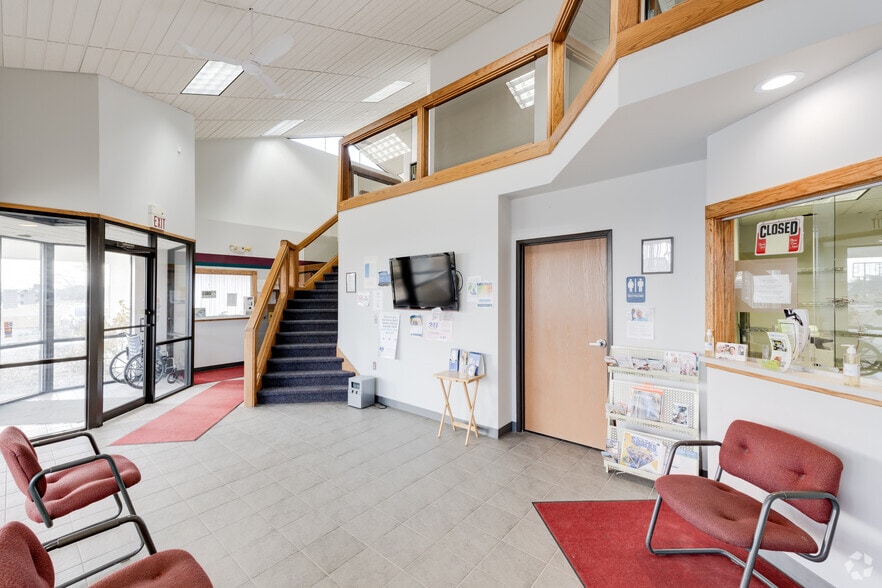 More Photos Of 1277 E Cedar Ave, Gladwin Office For Sale