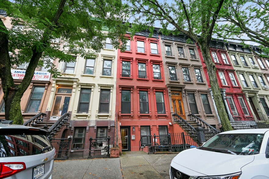 More Photos Of 252 W 132nd St, New York Apartments For Sale