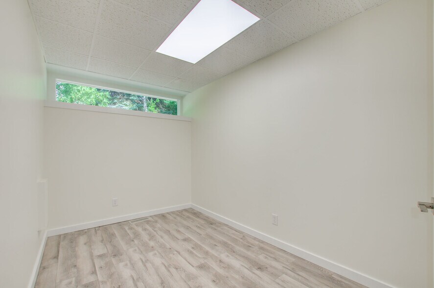 More Photos Of 1010 Burr St, Jackson Medical For Sale