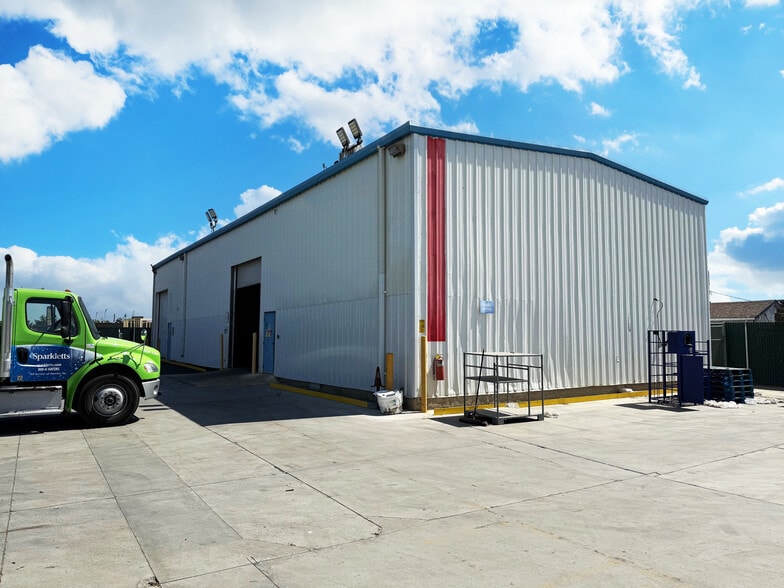 More Photos Of 380 Lawson Rd, Bakersfield Warehouse For Lease