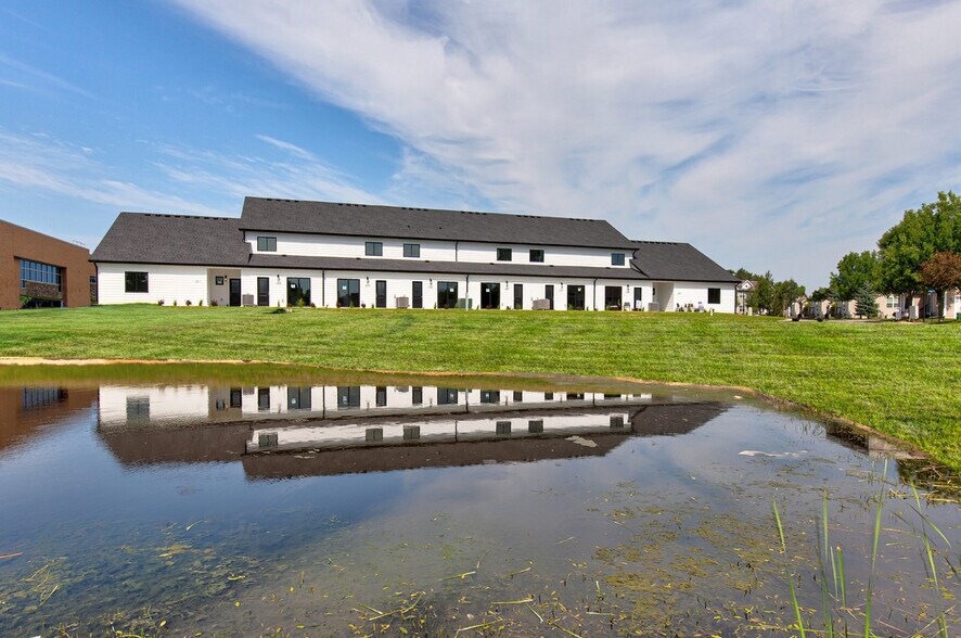 More Photos Of 3656 NE Marissa Ln, Ankeny Apartments For Sale