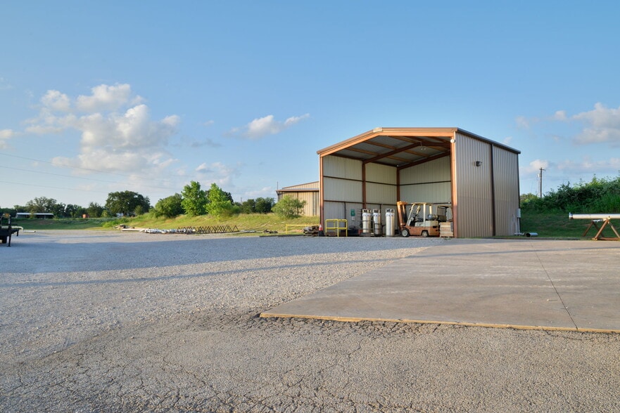More Photos Of 3008 Ranger Hwy, Weatherford Manufacturing For Sale