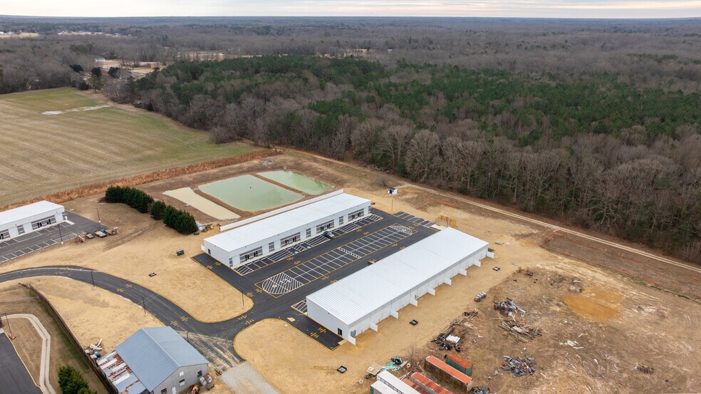 More Photos Of 8141 Pine Ridge Rd, Mechanicsville Light Distribution For Lease