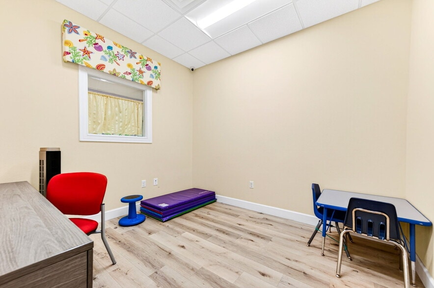 More Photos Of 6520 3rd St, Rockledge Medical For Sale