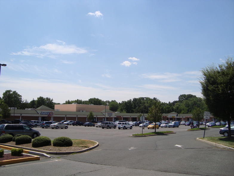 Primary Photo Of 1400-1470 State Route 36, Hazlet Freestanding For Lease