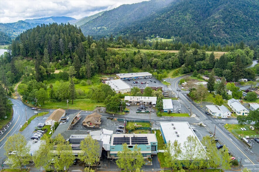 More Photos Of 39057 Ca-299 St, Willow Creek Light Manufacturing For Sale