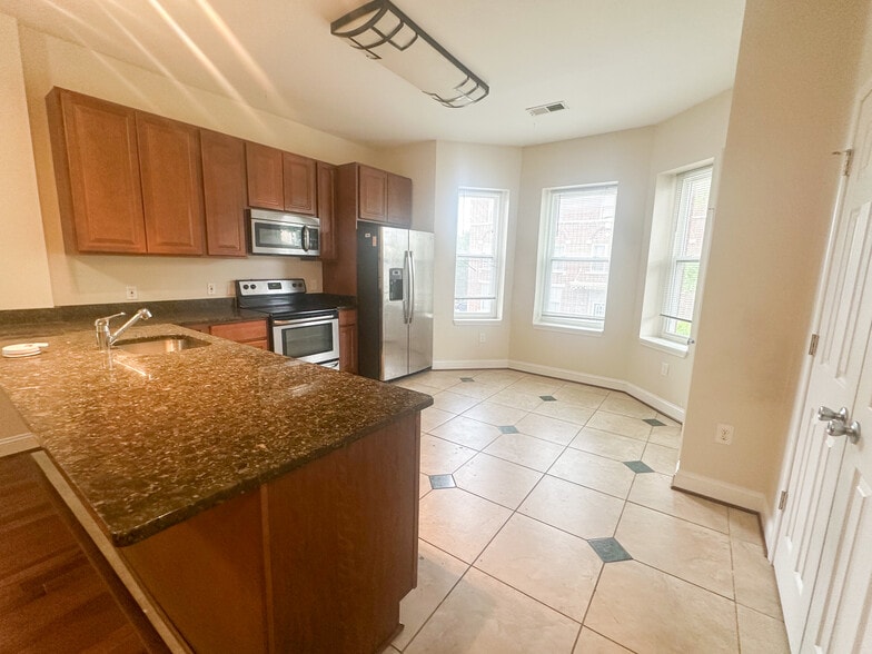 More Photos Of 841-847 Whitelock St, Baltimore Apartments For Sale