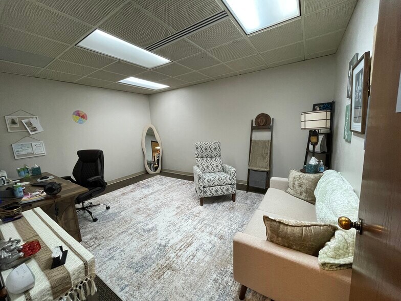 More Photos Of 100 2nd St E, Whitefish Office Residential For Lease