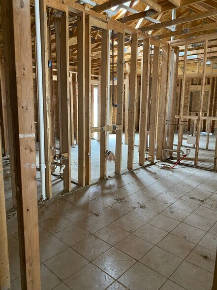 More Photos Of 201 W Saginaw Rd, Sanford Freestanding For Sale