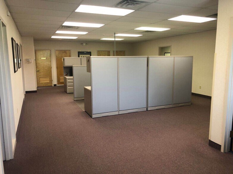 More Photos Of 1727 Route 130, North Brunswick Office For Lease