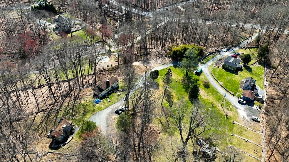 More Photos Of 292 Croton Falls Rd, Mahopac Multifamily For Sale