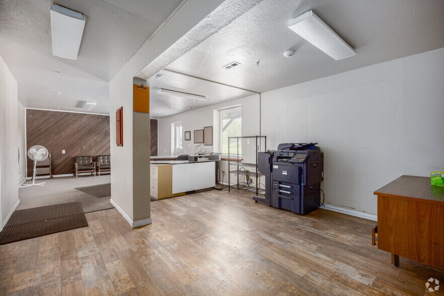 More Photos Of 1980 Kusel Rd, Oroville Manufacturing For Lease